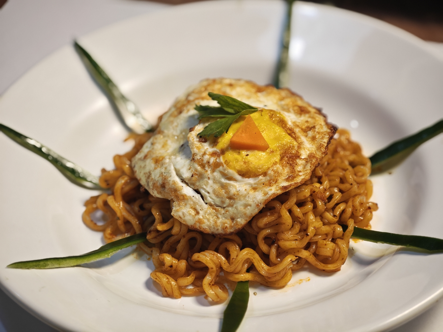Indomie Jomblo Goreng + telur